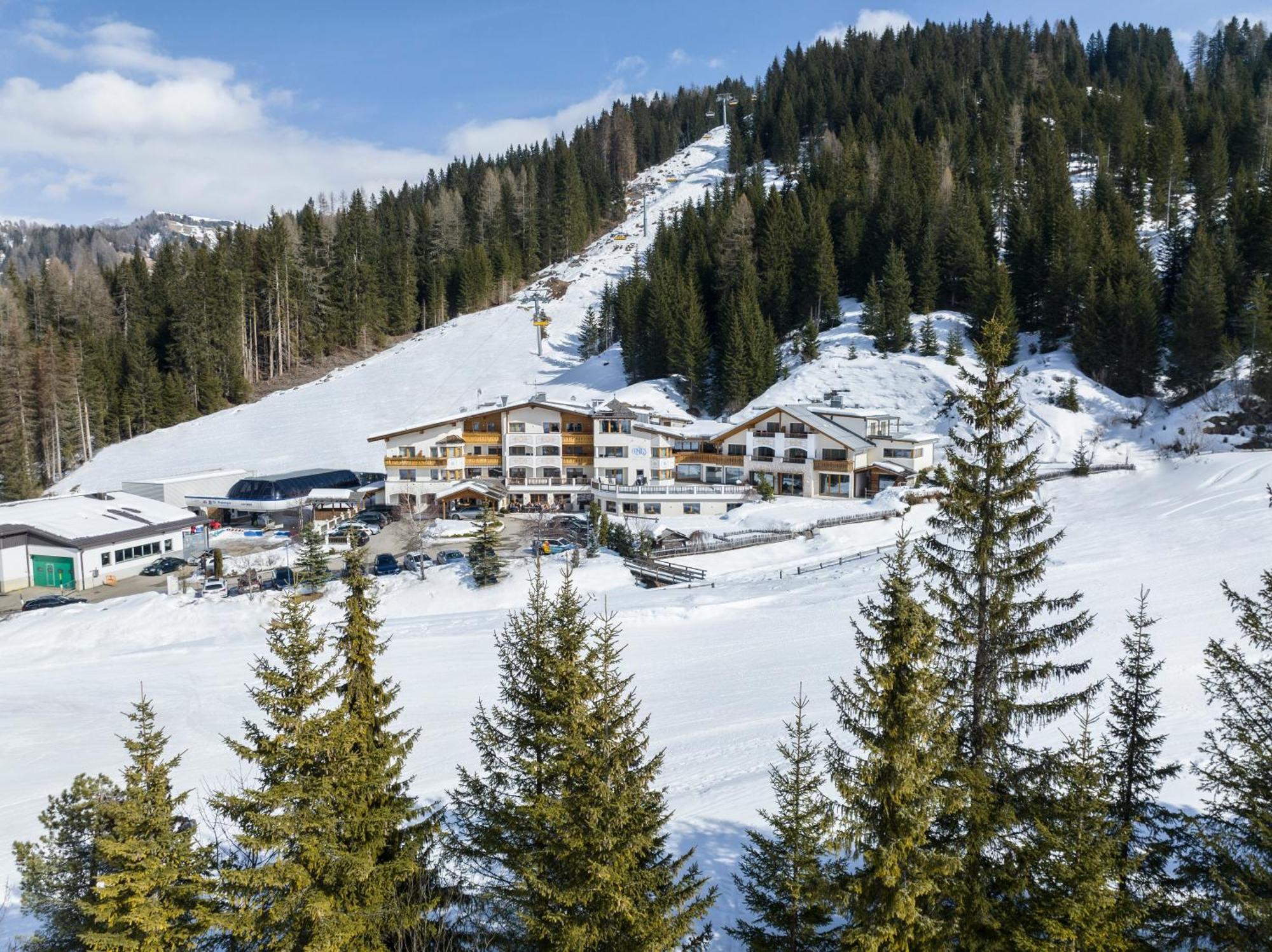 Hotel Costes Корвара-ин-Бадия Экстерьер фото