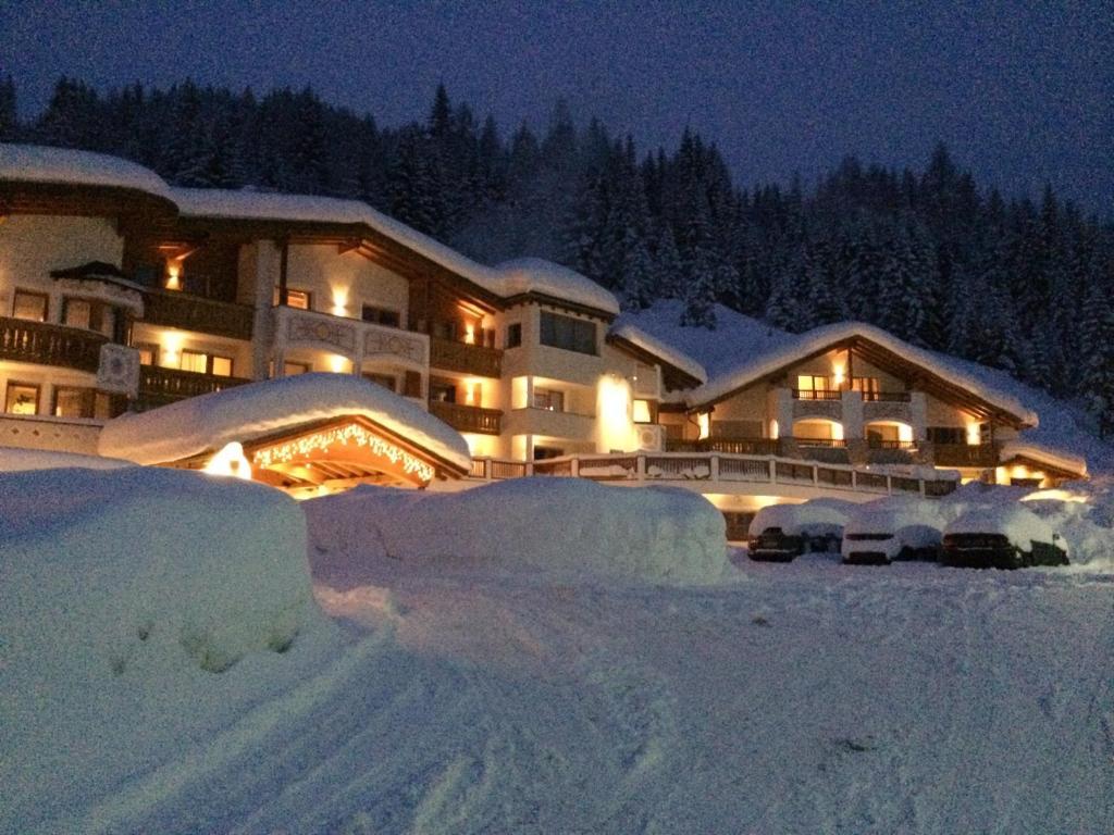 Hotel Costes Корвара-ин-Бадия Экстерьер фото
